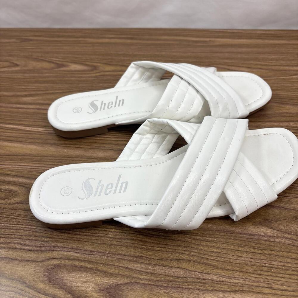 Sheln White Sandals Size 6.5